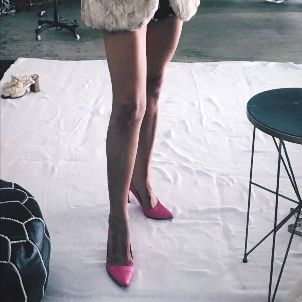 Flirty pink satin Prada pumps in 38.5